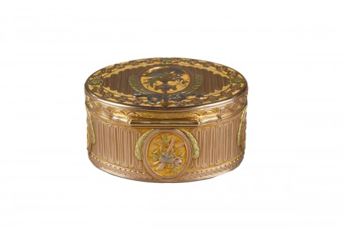 A three-colour gold and enamel snuff box, late 18th century, Fabergé, Gold  Boxes & Objets de Luxe, 2022