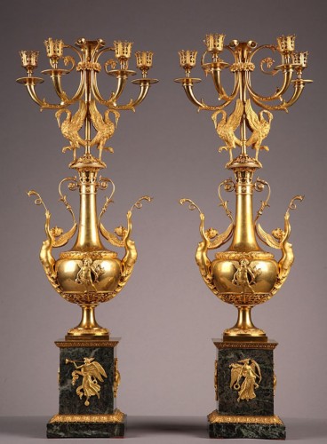 Pair of Directoire period candelabras with swans and winged women  - 