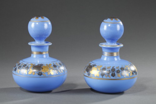 A pair of blue opaline crystal flas Restauration Period - Restauration - Charles X