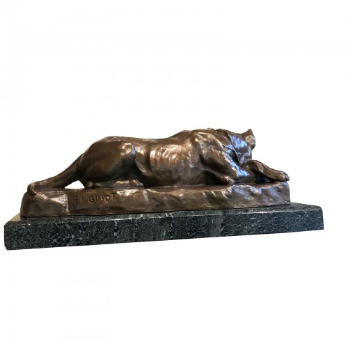 Sculpture Sculpture en Bronze - Dogue Couché - Georges-Lucien GUYOT (1885-1973)