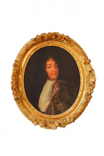 Portrait ovale représentant Louis XIV