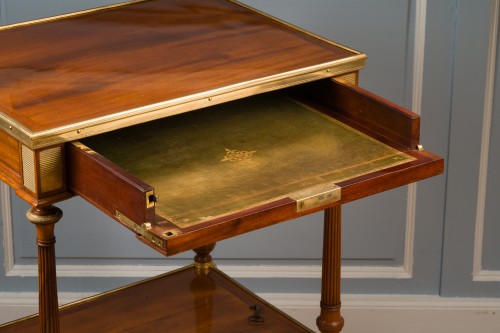 Louis XVI - Table à écrire d'époque Louis XVI, modèle de Weisweiler