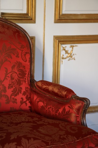 Sièges Fauteuil & Bergère - Paire de bergères à la Reine Louis XV estampillée Jacques Pierre Letellier