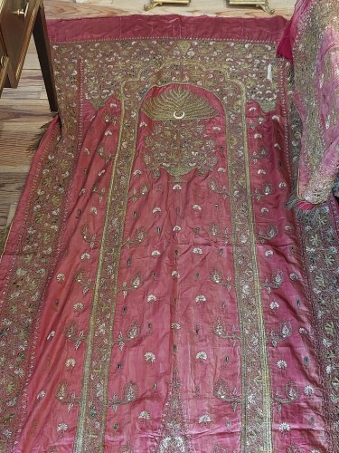 Antiquités - Pair of early 19th century Persian hangings