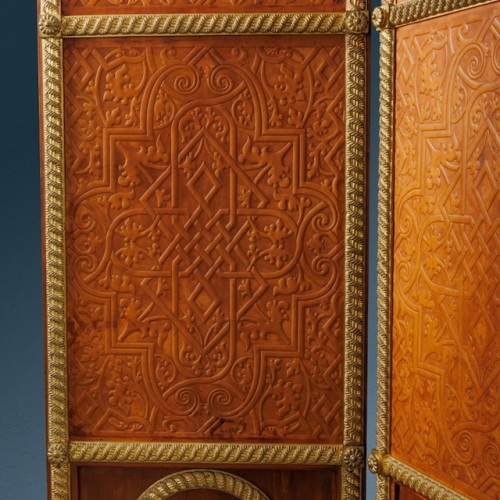 Doubled-sided varnished fir screen, Italy 1890 - 