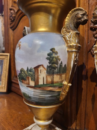 Paire de vase en porcelaine peinte - Galerie Saint Martin