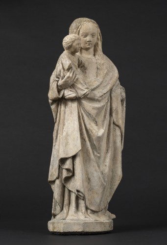 Sculpture Sculpture en pierre - Vierge à l'Enfant, Bourgogne 3/4 du XVe siècle, entourage de Jean de la Huerta