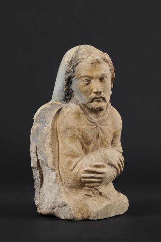 Bust of a man in limestone from the French Renaissance - 