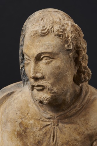 Renaissance - Bust of a man in limestone from the French Renaissance