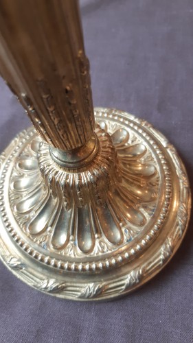 Paire de chandeliersLois XVI  en bronze ciselé et doré - Sylvain Rochas