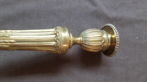 Paire de chandeliersLois XVI  en bronze ciselé et doré - Louis XVI