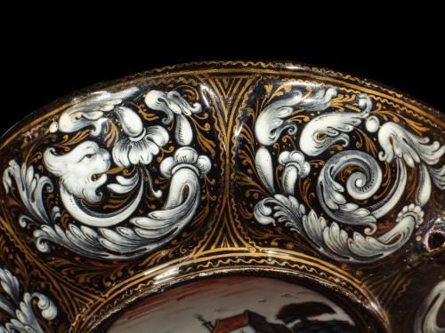 Objets de Vitrine  - Jacques 1er LAUDIN (Limoges, vers 1627 – 1695)  Coupe basse à bords godronnés