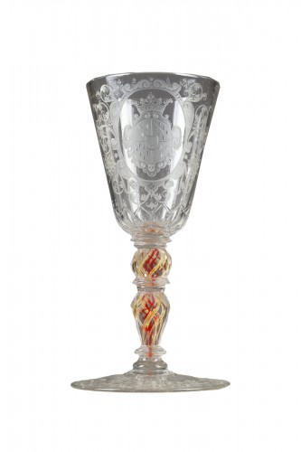 Grand pokal en verre grave d'armoiries boheme 18e siecle