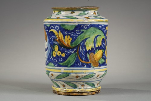 Albarello, 16th century Venice workshop of Maestro Domenico - Porcelain & Faience Style 