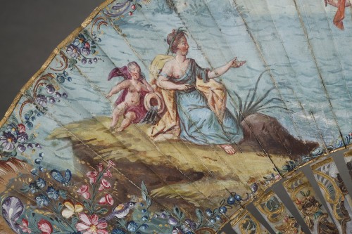 Objects of Vertu  - Mother-of-pearl and gouache fan Enlèvement d&#039;Europe 18th century 