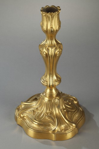 Paire de flambeaux rocaille époque Louis XV - Galerie Théorème