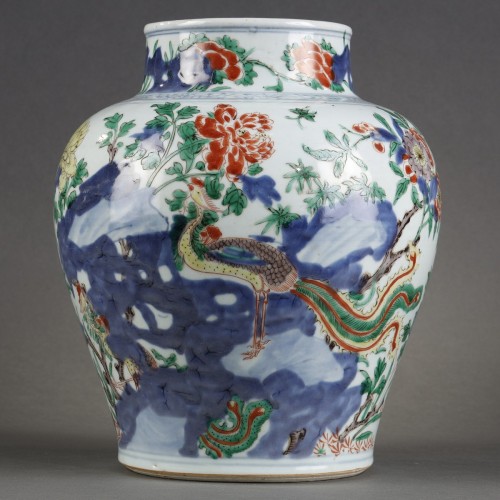 17th century - Chinese porcelain vase Wucai SHUNZHI period (1644-1661)