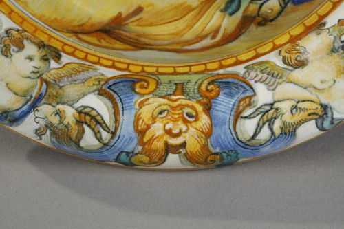 Céramiques, Porcelaines  - Coupe d'accouchée majolique italienne Urbino XVIe siècle