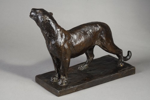 Lioness sniffing - Roger GODCHAUX (1878-1958) - Art Déco