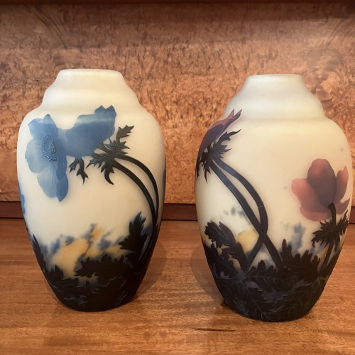 Muller Frères Lunéville Paire de vases art nouveau aux anémones - Verrerie, Cristallerie Style Art nouveau