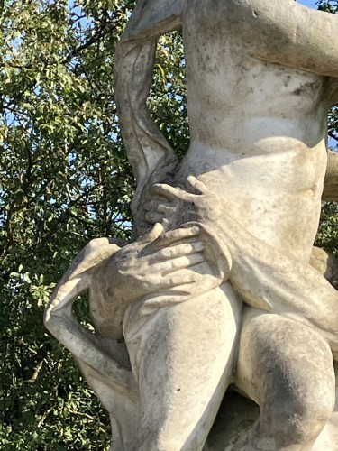 Importante statue de parc en marbre blanc du début du XVIIIe siècle - Galerie Vaudemont