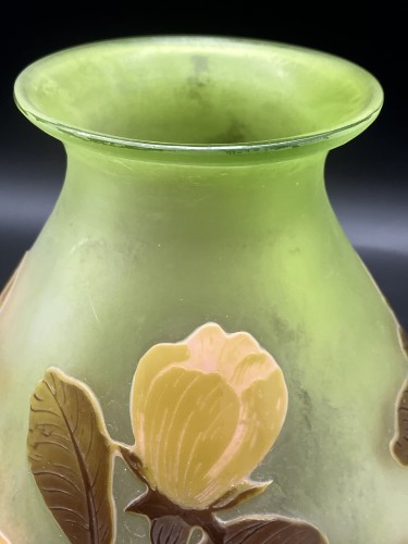 Gallé - Large Art Nouveau Magnolia Vase - 