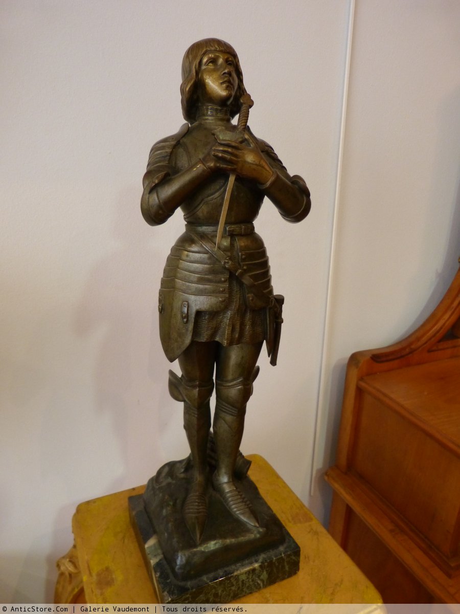 statue jeanne d arc en bronze statue sainte jeanne d’arc Shotgnod