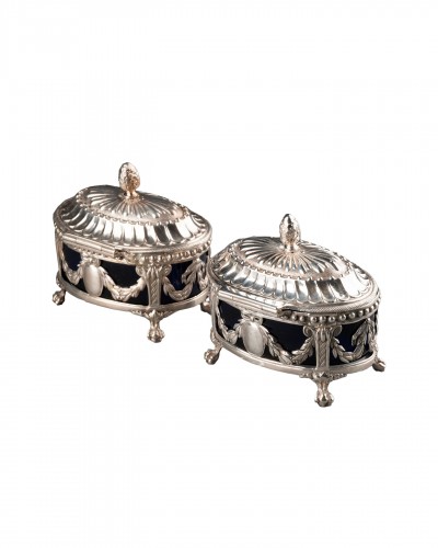 pair of salt cellar covered by René Pierre Ferrier