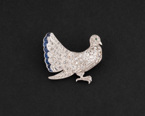 Antique Jewellery  - Diamond dove brooch circa 1930