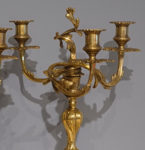 Paire de candélabres en bronze doré d'époque XVIIIe - Louis XV