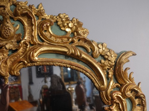Louis XV - Grand miroir provençal en bois doré d'époque XVIIIe