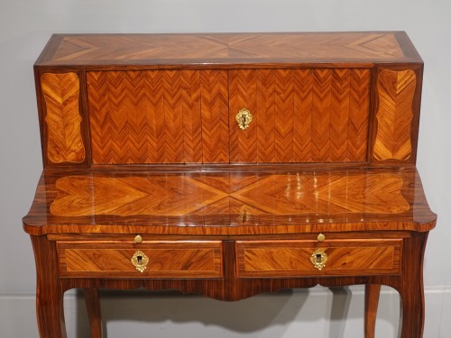 18th century - 18th century marquetry lady&#039;s desk