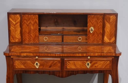 18th century marquetry lady&#039;s desk - Louis XV