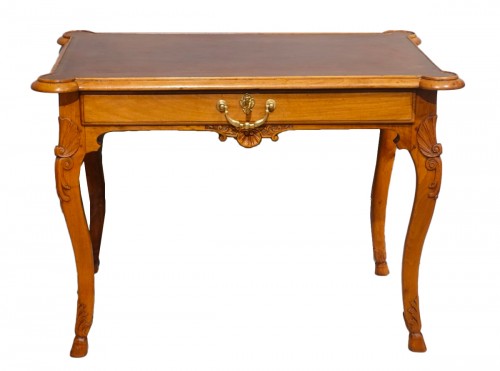 Table-bureau en noyer d'époque XVIIIe