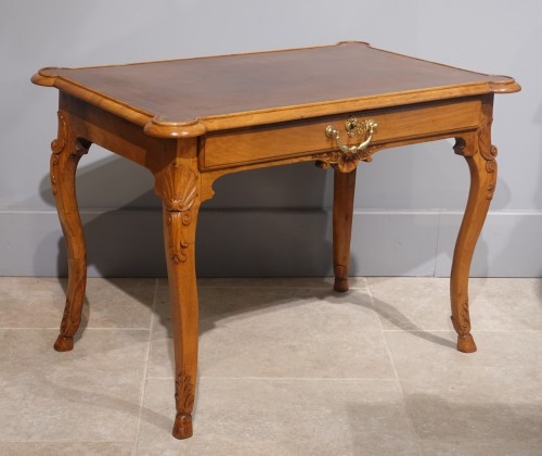 Table-bureau en noyer d'époque XVIIIe - Gérardin et Cie