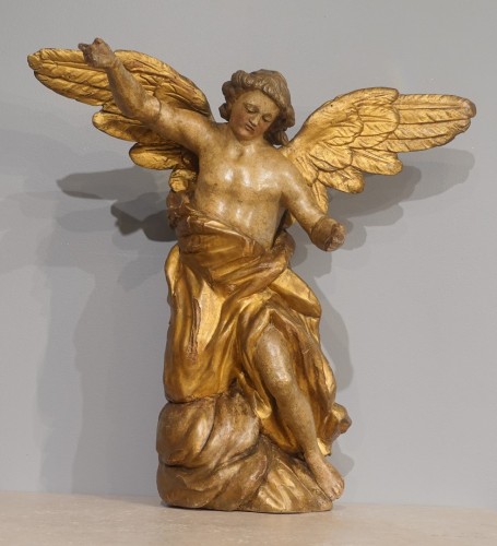 Antiquités - Carved wooden angel from the 18th century