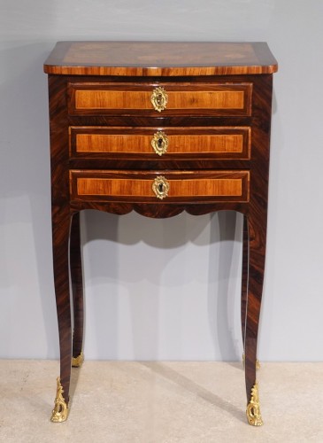 Antiquités - 18th century marquetry chiffonniere table