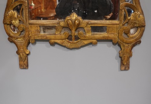 18th century - 18th century Provencal giltwood mirror