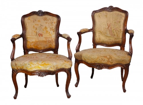 Pair of Louis XV walnut cabriolets