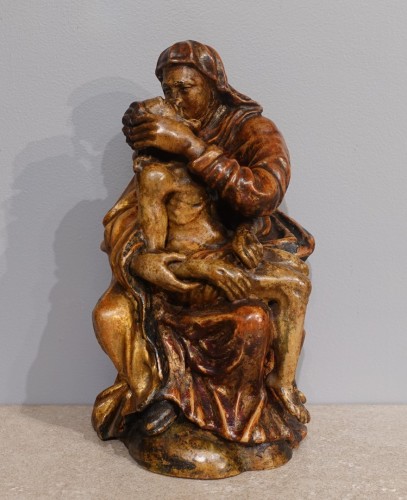 Sculpture  - 17th century polychrome wooden Pietà