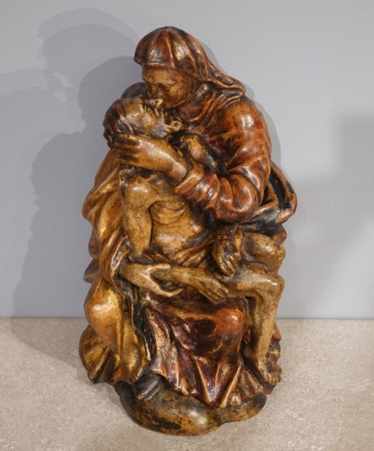 Louis XIII - 17th century polychrome wooden Pietà