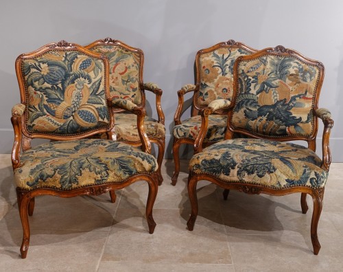 Louis XV - Set of four 18th century Queen&#039;s armchairs