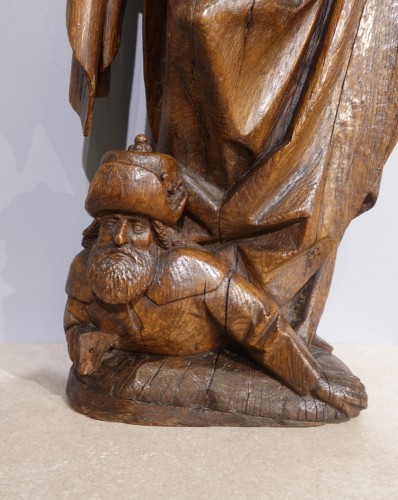 11th to 15th century - Sculpture of Saint Catherine in carved oak, late 15th century