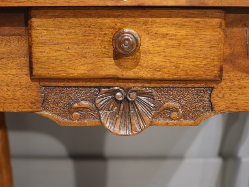 Louis XV - Table à jeux lyonnaise en noyer d'époque XVIIIe siècle