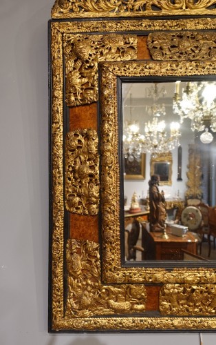 17th Century Burr Walnut and Embossed Brass Mirror - Louis XIII