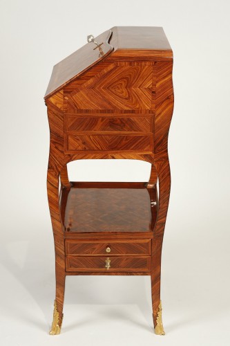 18th century - Sloping desk in violet wood marquetry stamped with Criaerd