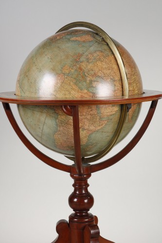 Collectibles  - Large 19th century English globe by the JOHNSTON brothers
