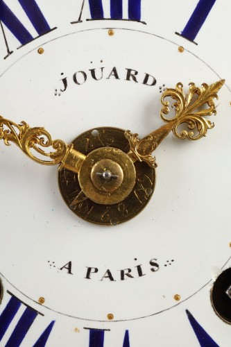 Louis XV - Pendule Rocaille époque Louis XV signée JOUARD