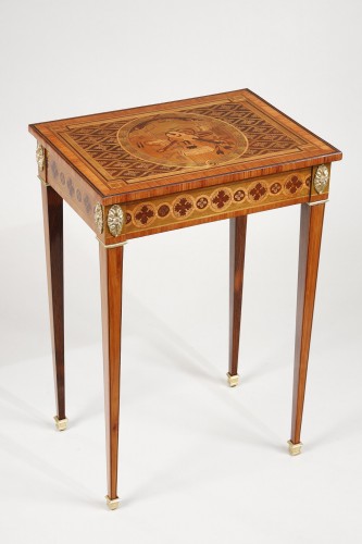 Petite table volante en marqueterie, époque Louis XVI - Galerie Gilles Linossier