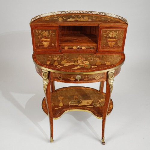 “Bonheur-du-jour” stamped by Charles Topino Transitional Period - Furniture Style Transition